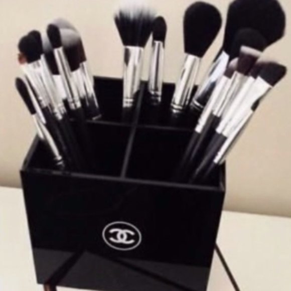 Chanel Other - 💄💄New Chanel Cosmetic MakeUp Brush Storage 💄💄